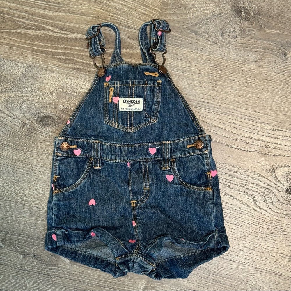 Oshkosh B’gosh Girls Denim Short Overalls hearts 12m